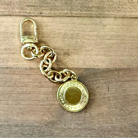 Coach Est. 1941 Gold Coin Disc Keychain Fob Bag Charm - Picture 5 of 5